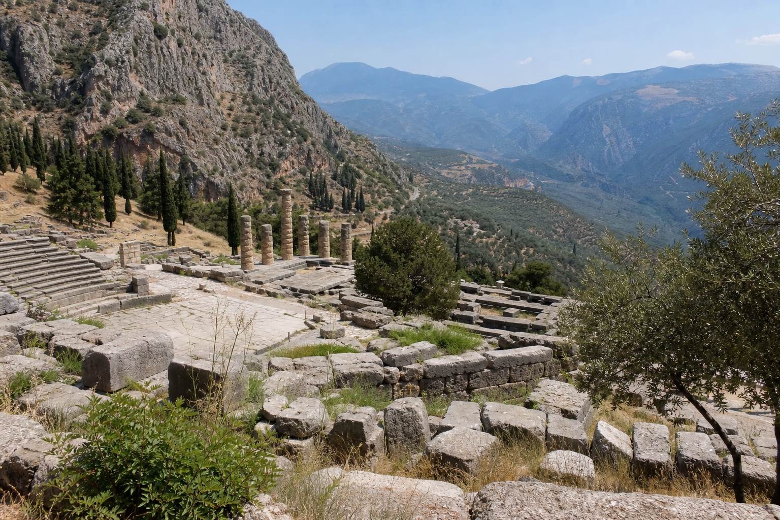 德爾菲考古遺址