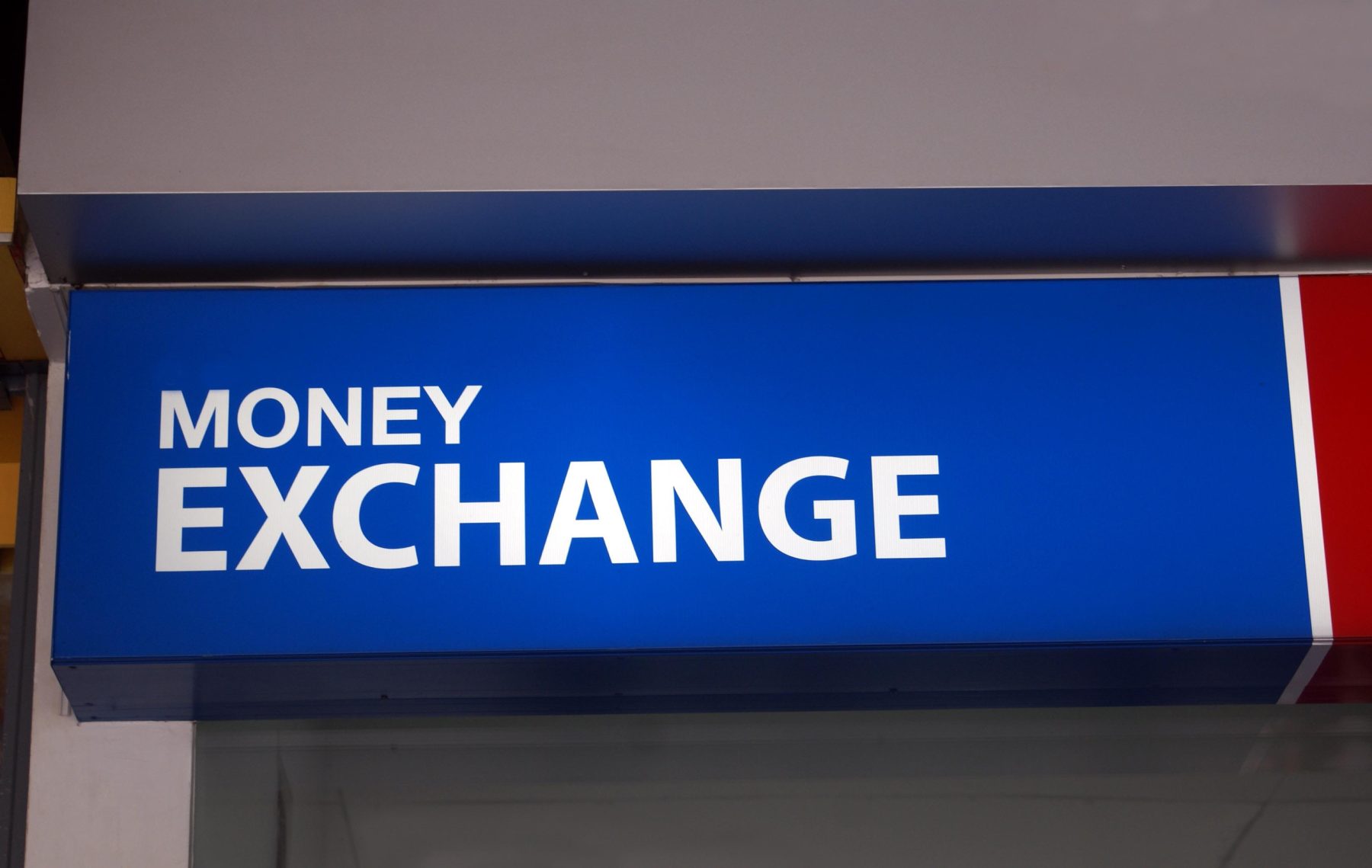 英國 Money Exchange 外幣兌換所招牌