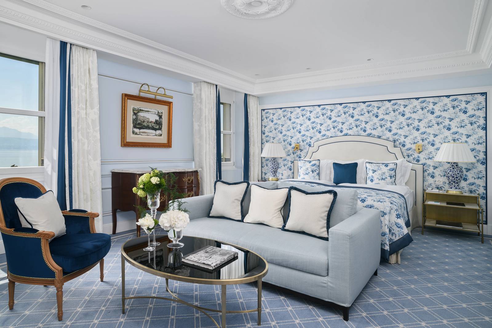 洛桑美岸皇宮酒店 Deluxe 湖景客房起居角