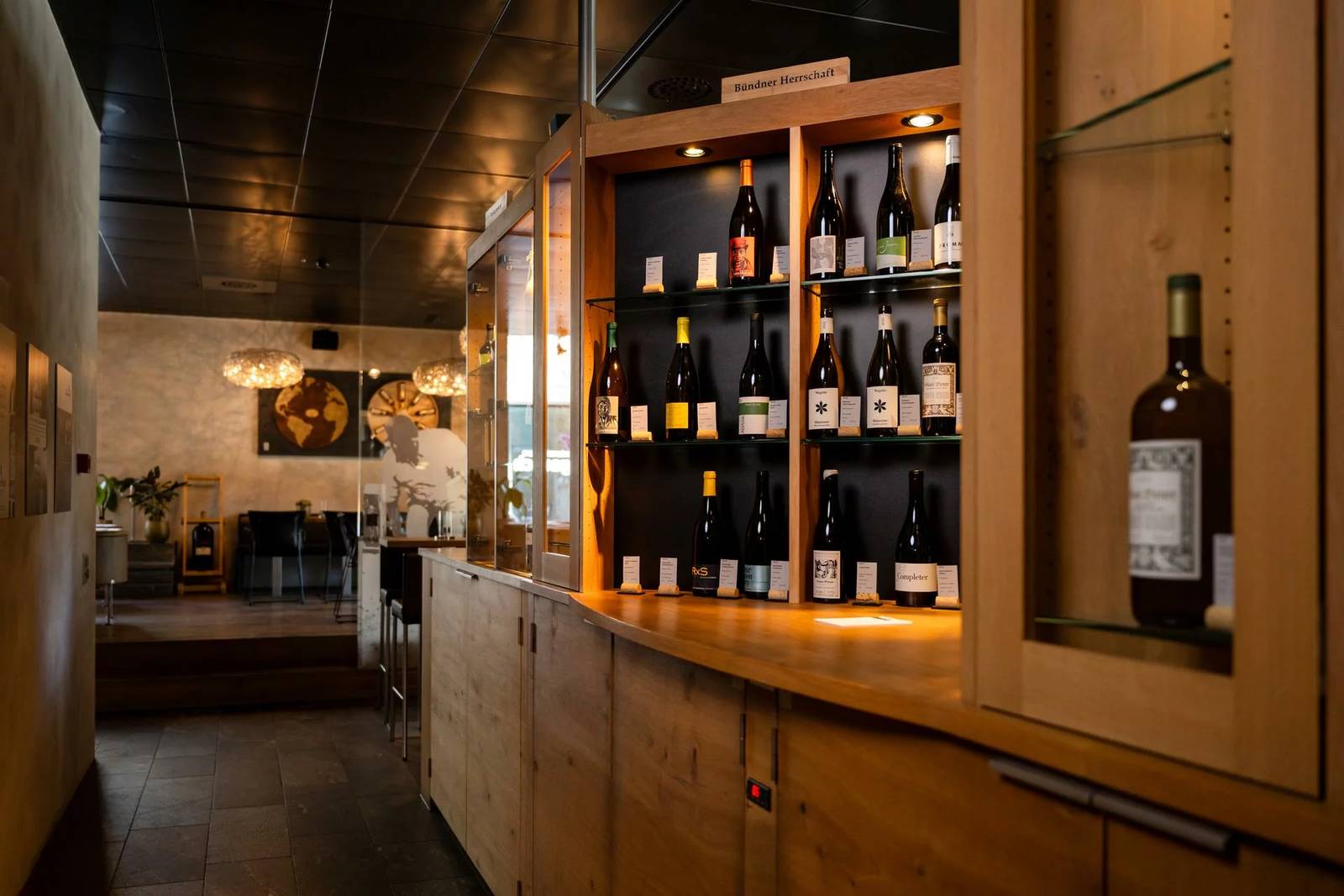 LAAX rocksresort Grandis Ustria da Vin 酒窖