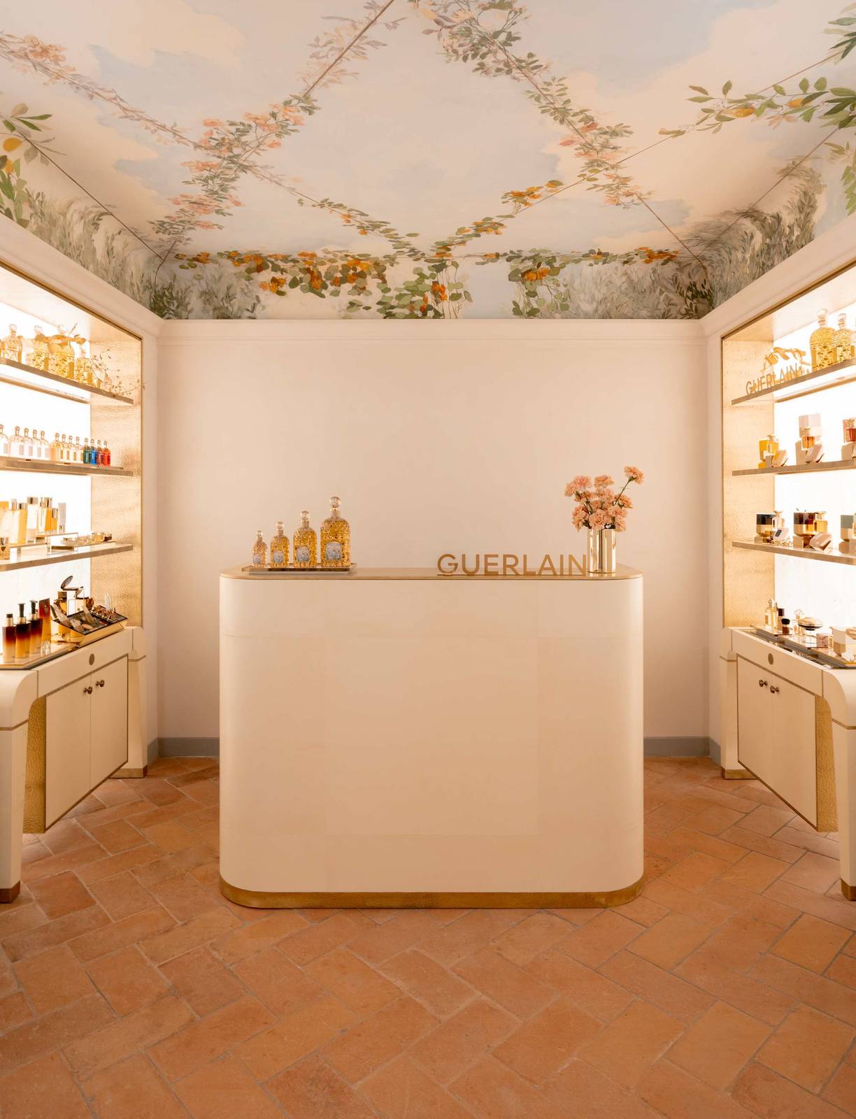 Villa San Michele Guerlain Spa 濕壁畫接待廳
