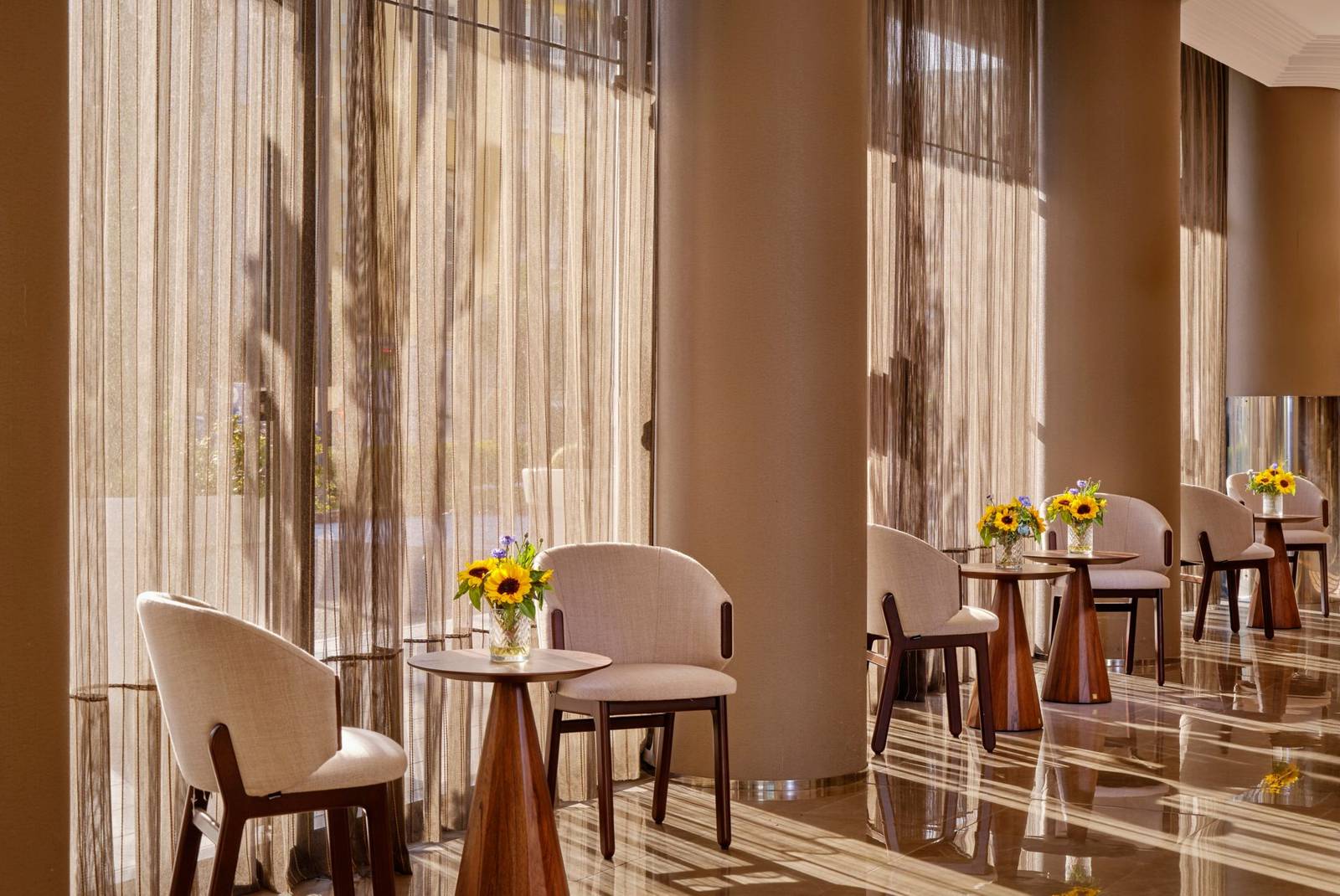 尼斯 AC Hotel Nice 大廳座位區
