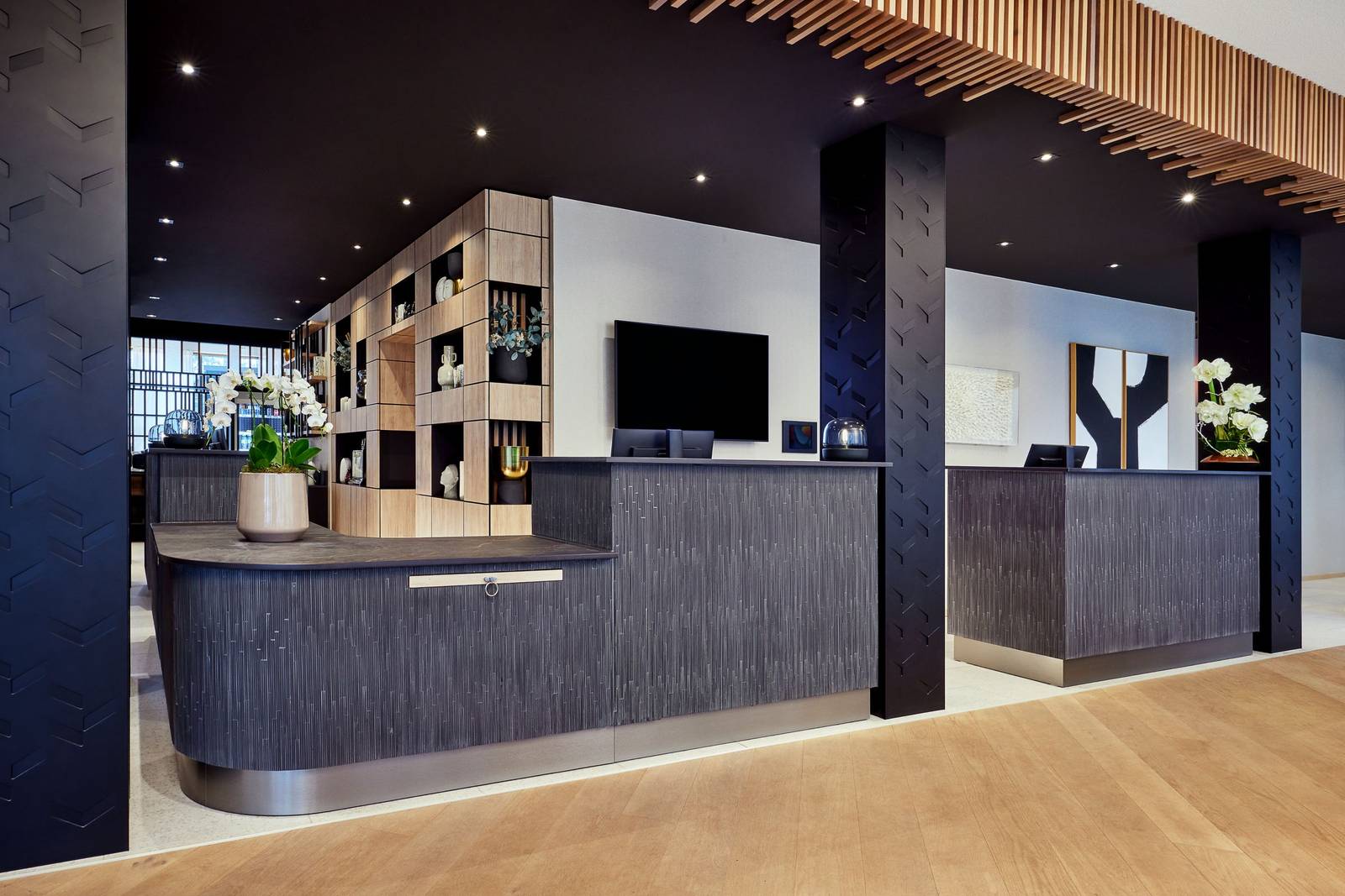 史特拉斯堡 AC Hotel 接待櫃台
