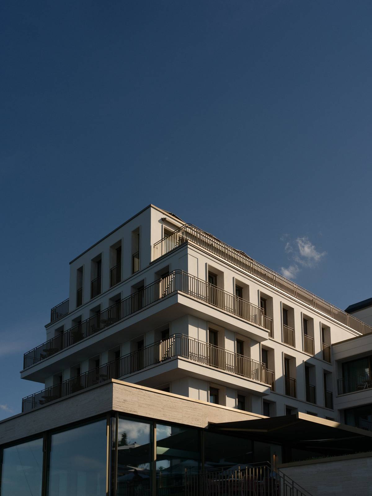 Alex Lake Zürich 酒店建築外觀