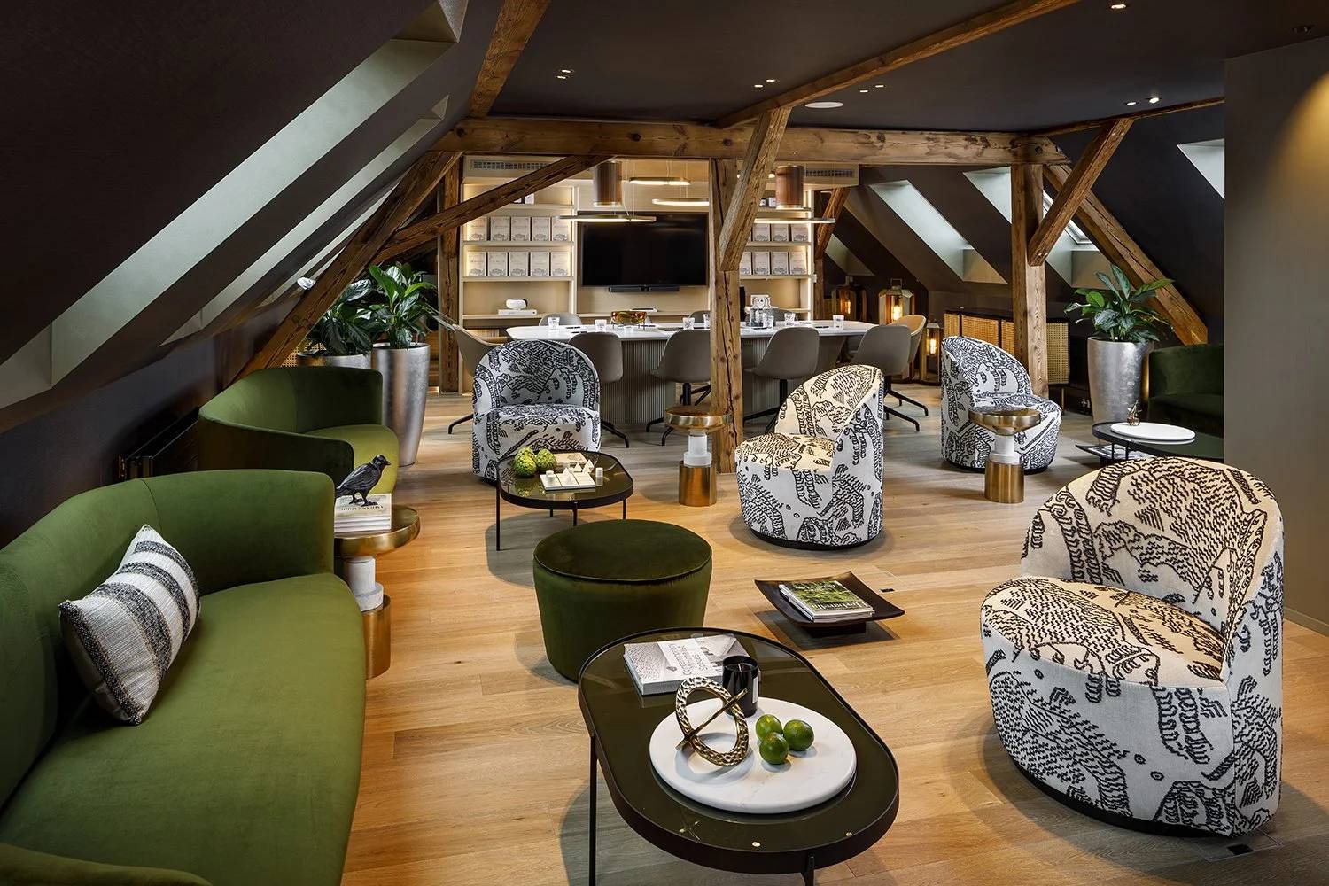 蘇黎世 Ambassador Hotel Zurich COCOON 圖書室酒廊