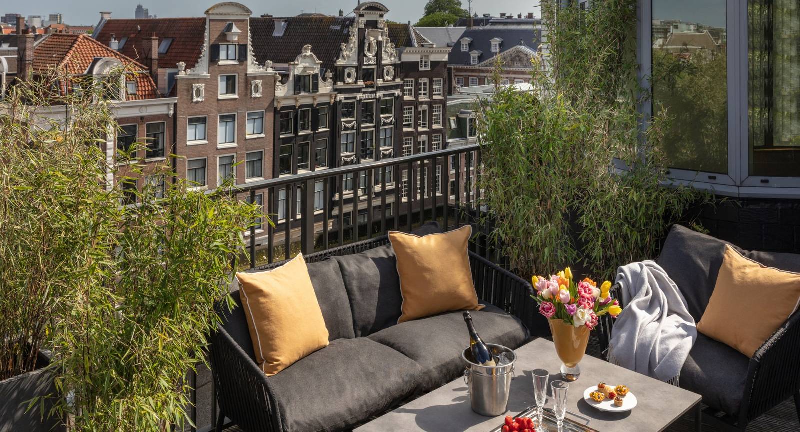 Anantara Grand Hotel Krasnapolsky 總統屋頂露台套房的露台