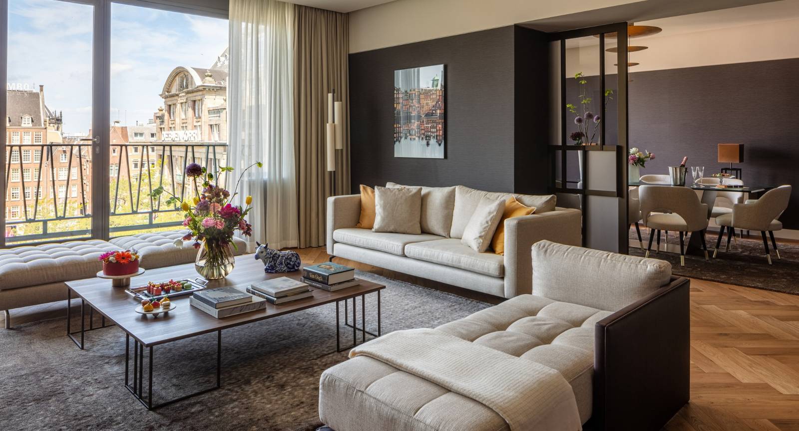 Anantara Grand Hotel Krasnapolsky Royal Dam View Suite 客廳