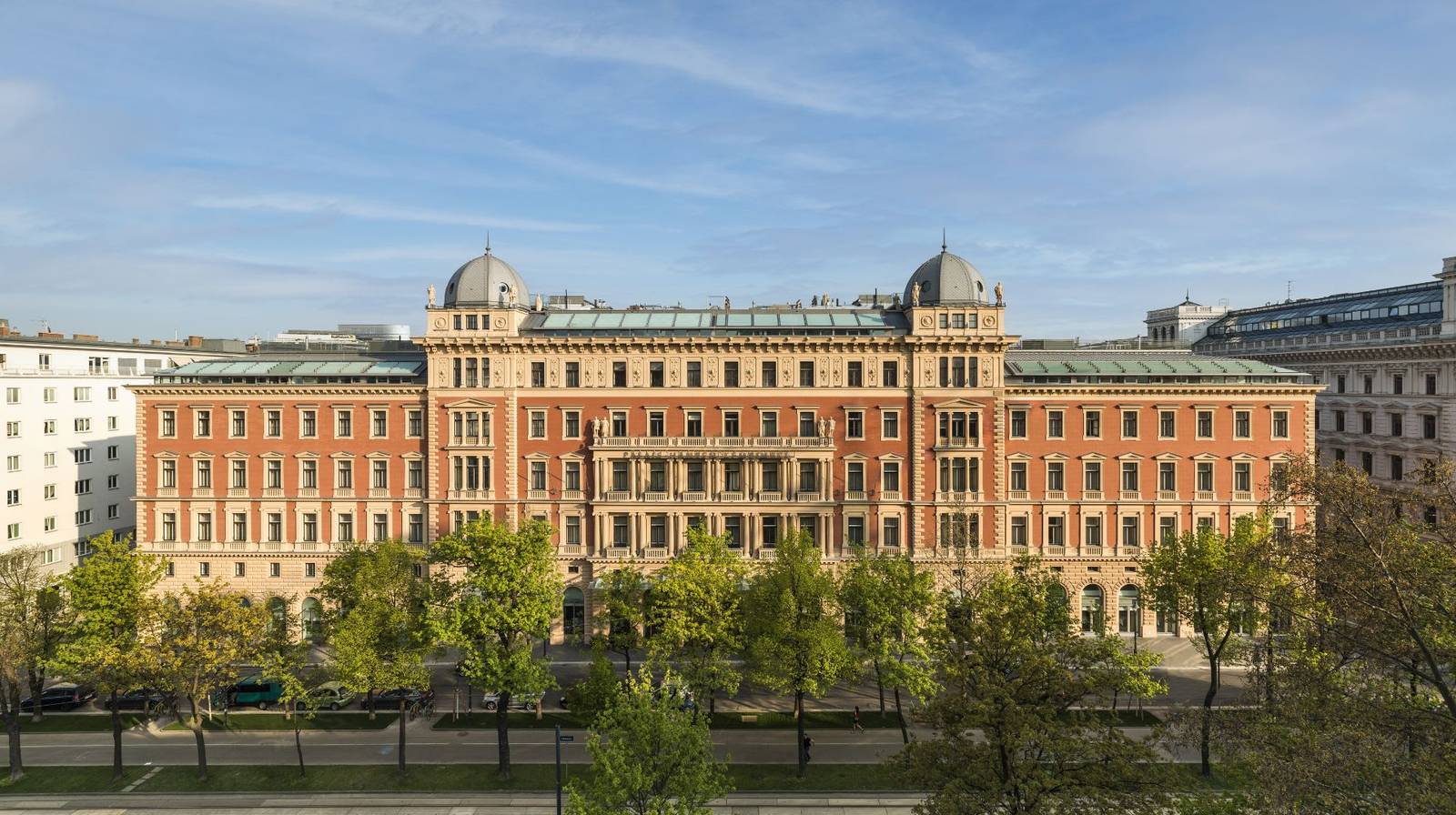 Anantara Palais Hansen 面向環城大道的酒店外觀