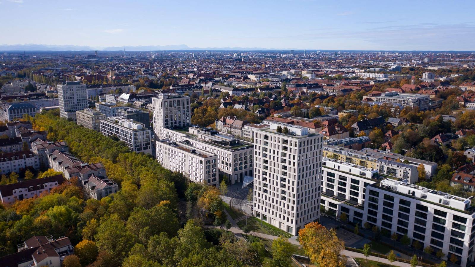 Schwabing 區與 Schwabinger Tor 街區空拍