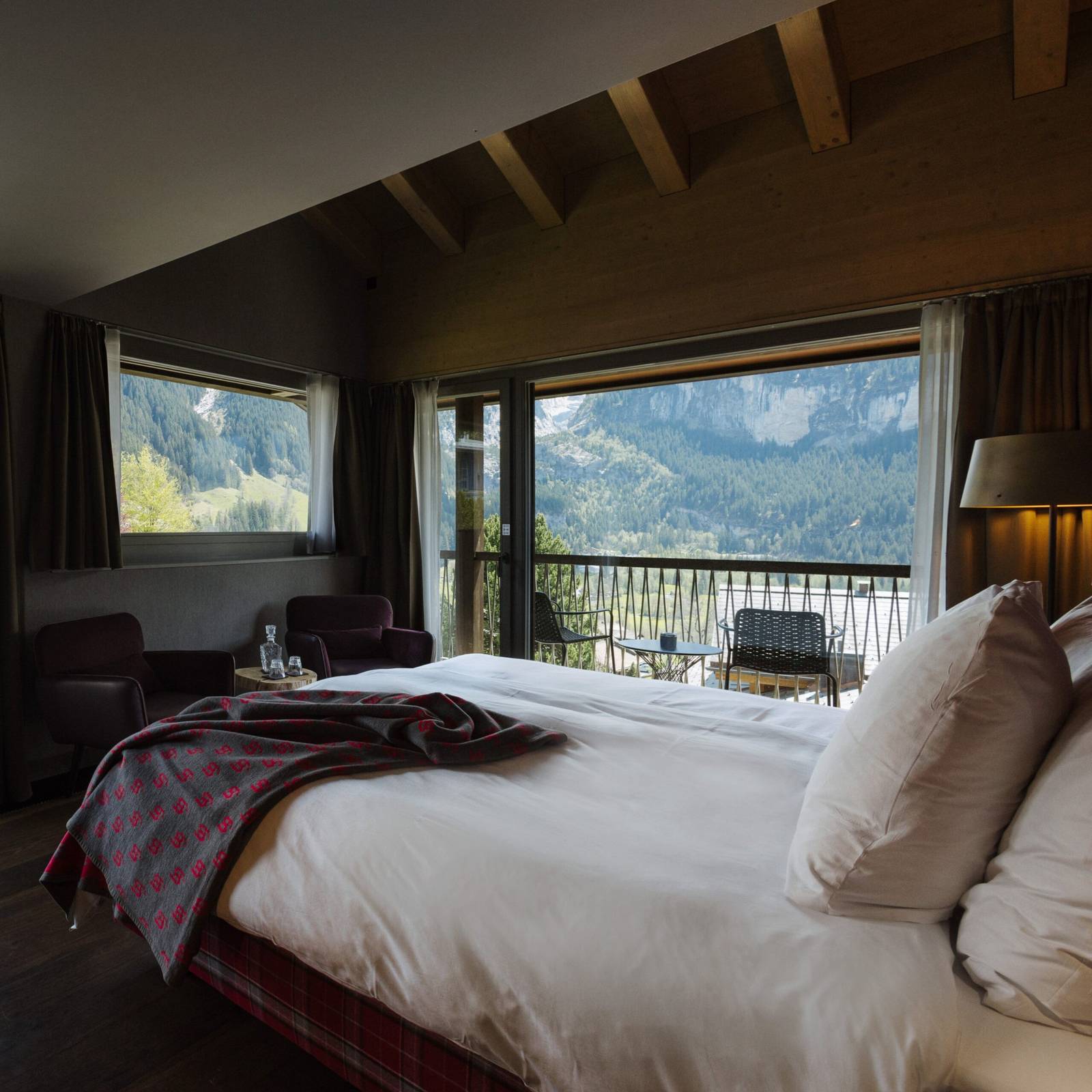 Bergwelt Grindelwald 面山景大窗的客房