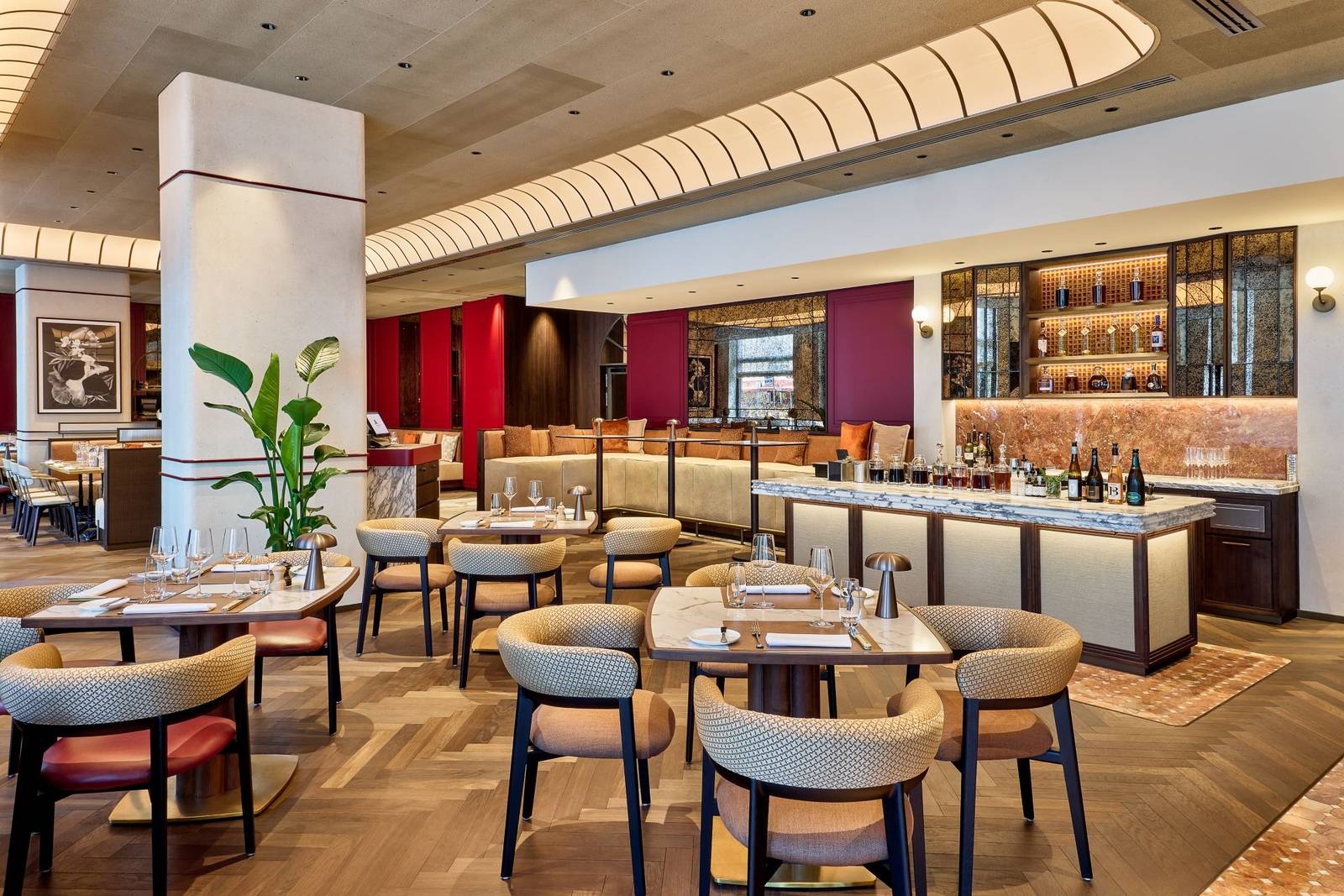 柏林萬豪酒店 Midtown Grill 牛排館用餐區