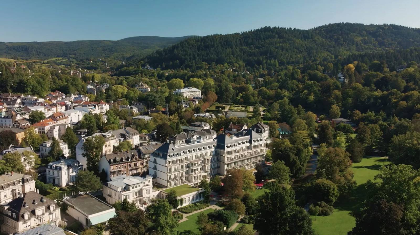 巴登巴登市區與黑森林山景