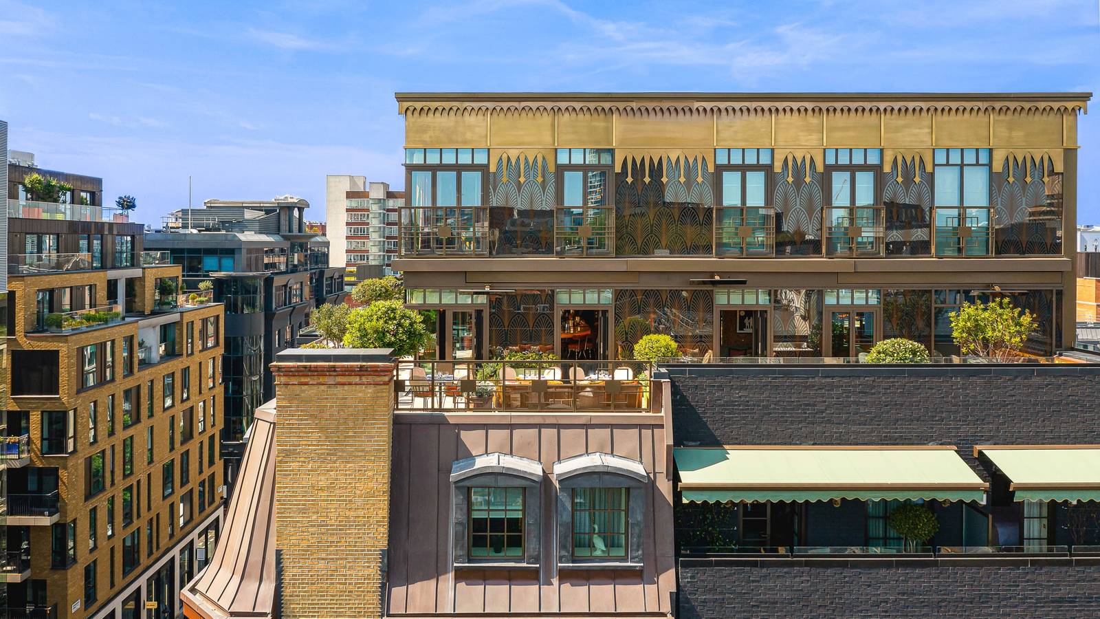 Broadwick Soho 酒店頂樓與蘇活區街景