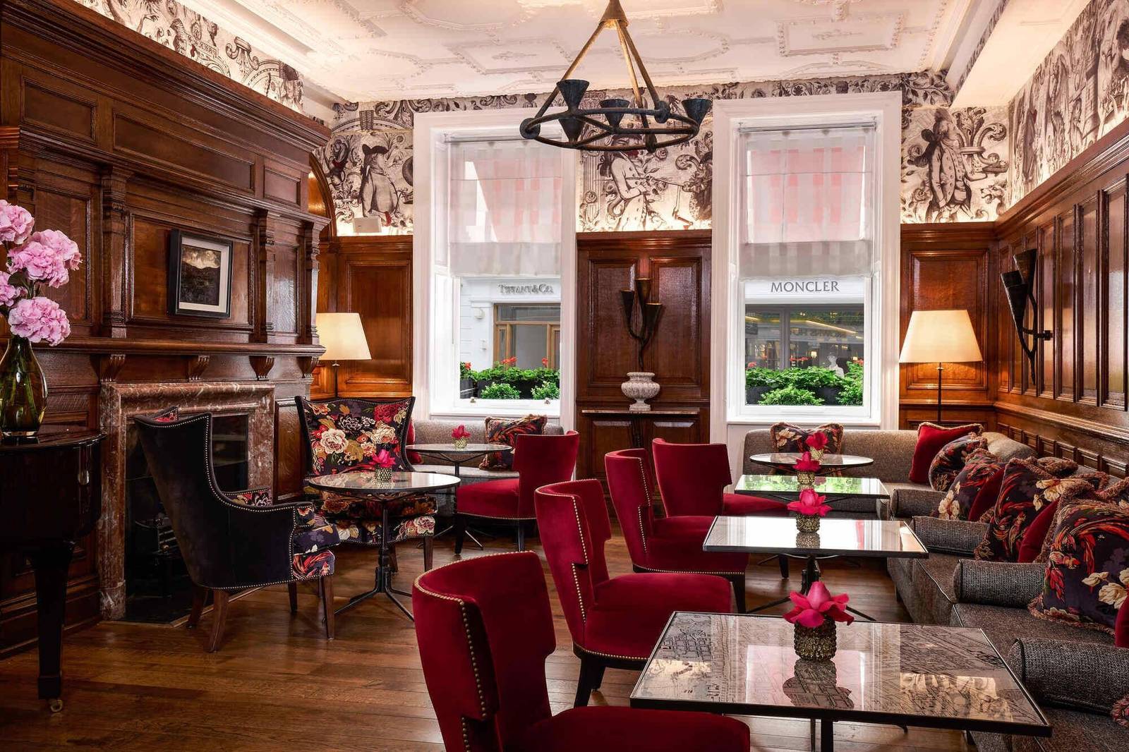 The Drawing Room 窗邊座位