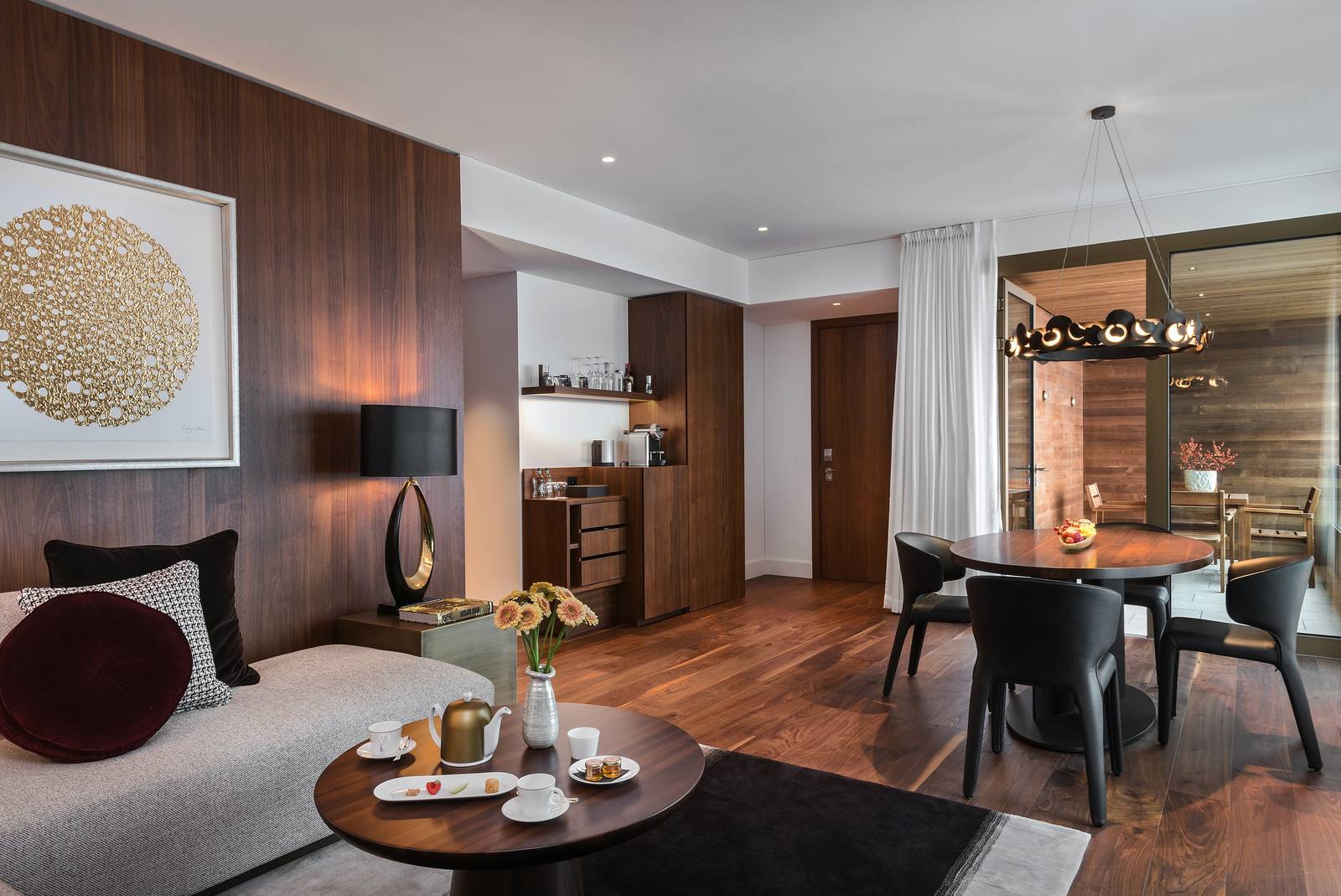 Bürgenstock Hotel Lake View Panorama Suite 起居室