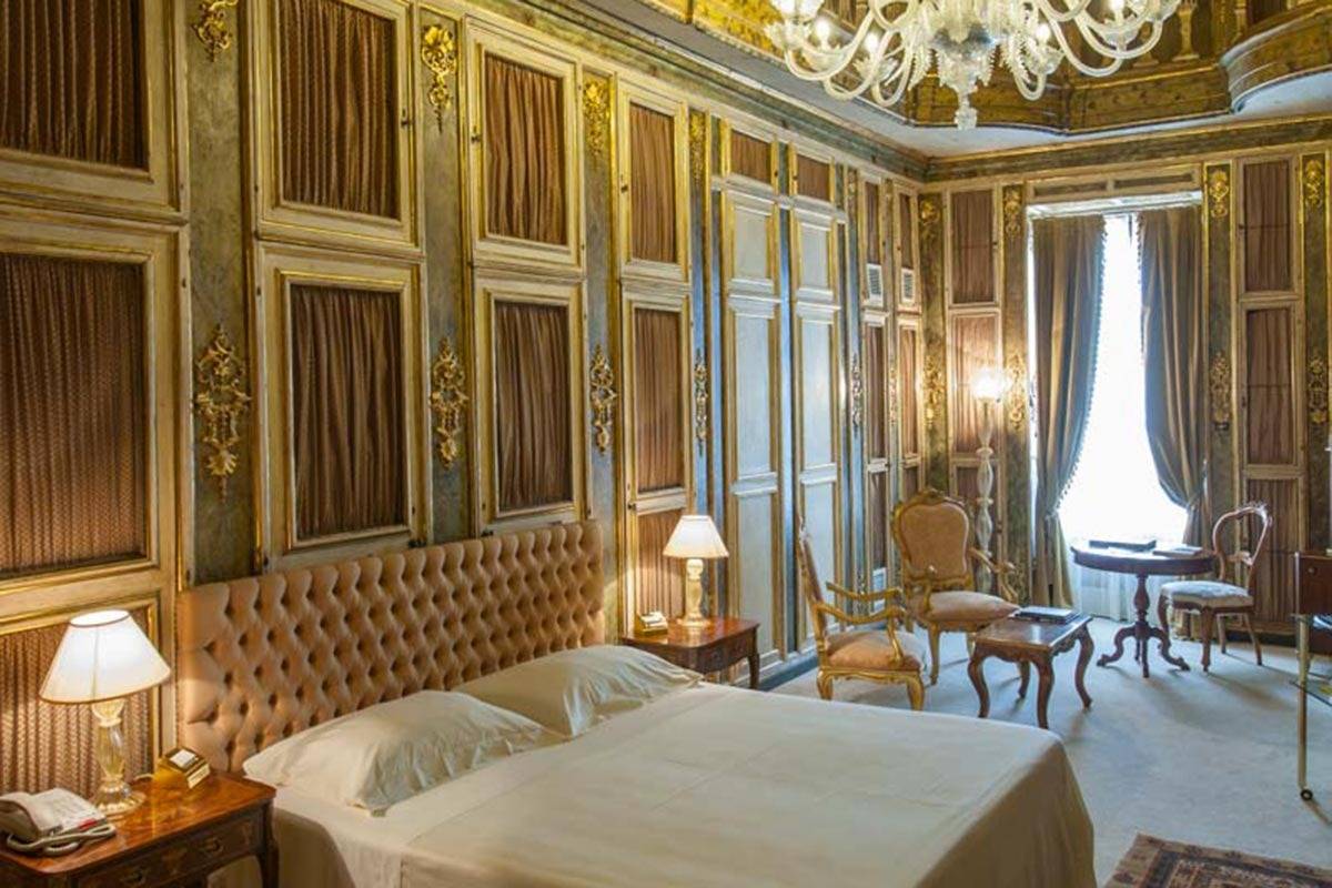Ca' Sagredo Hotel The Library 套房