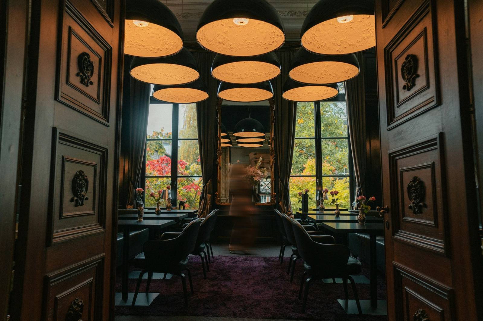 Canal House Great Room 早餐空間與花園窗景
