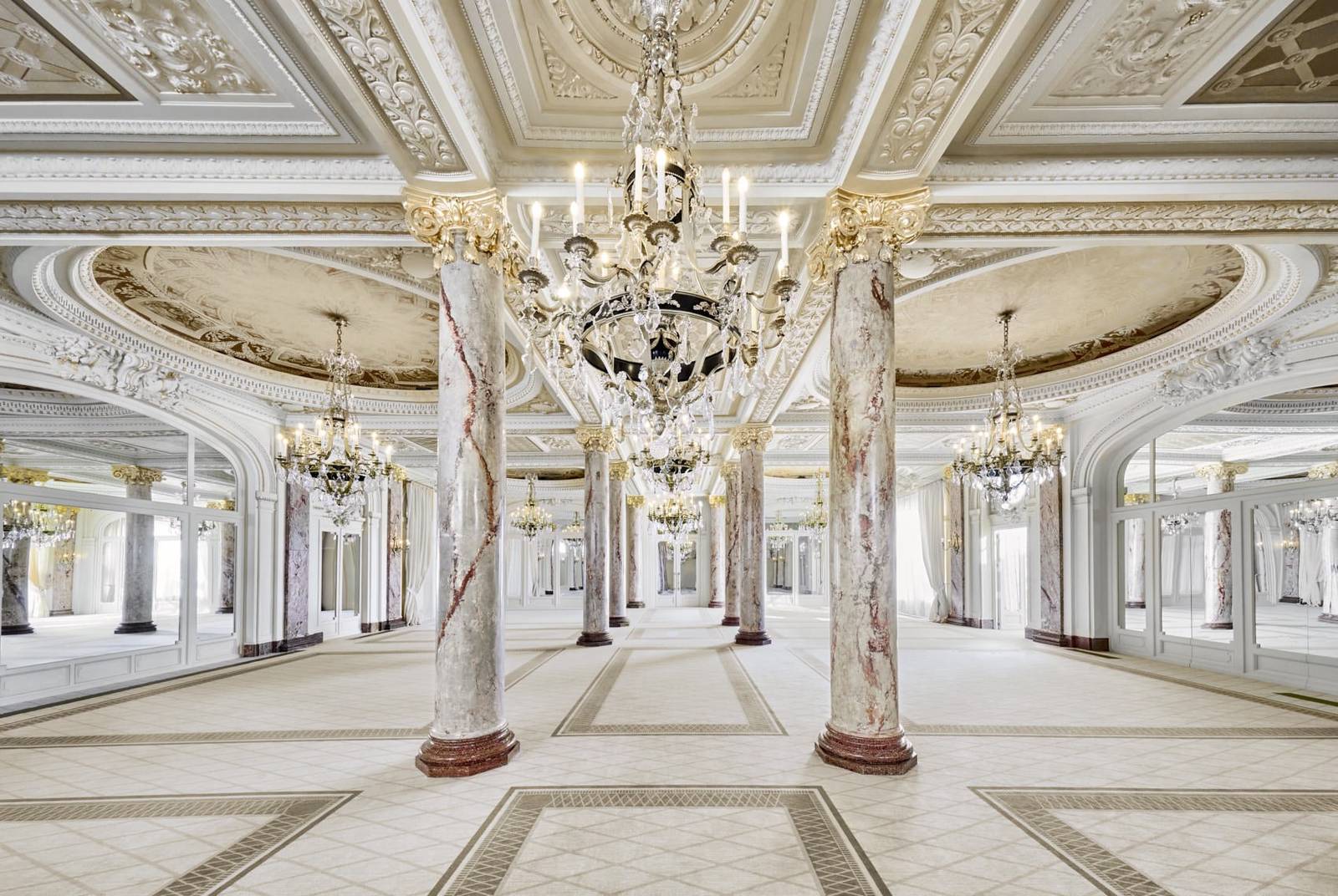 坎城 Carlton Cannes 列為歷史古蹟的 Grand Salon