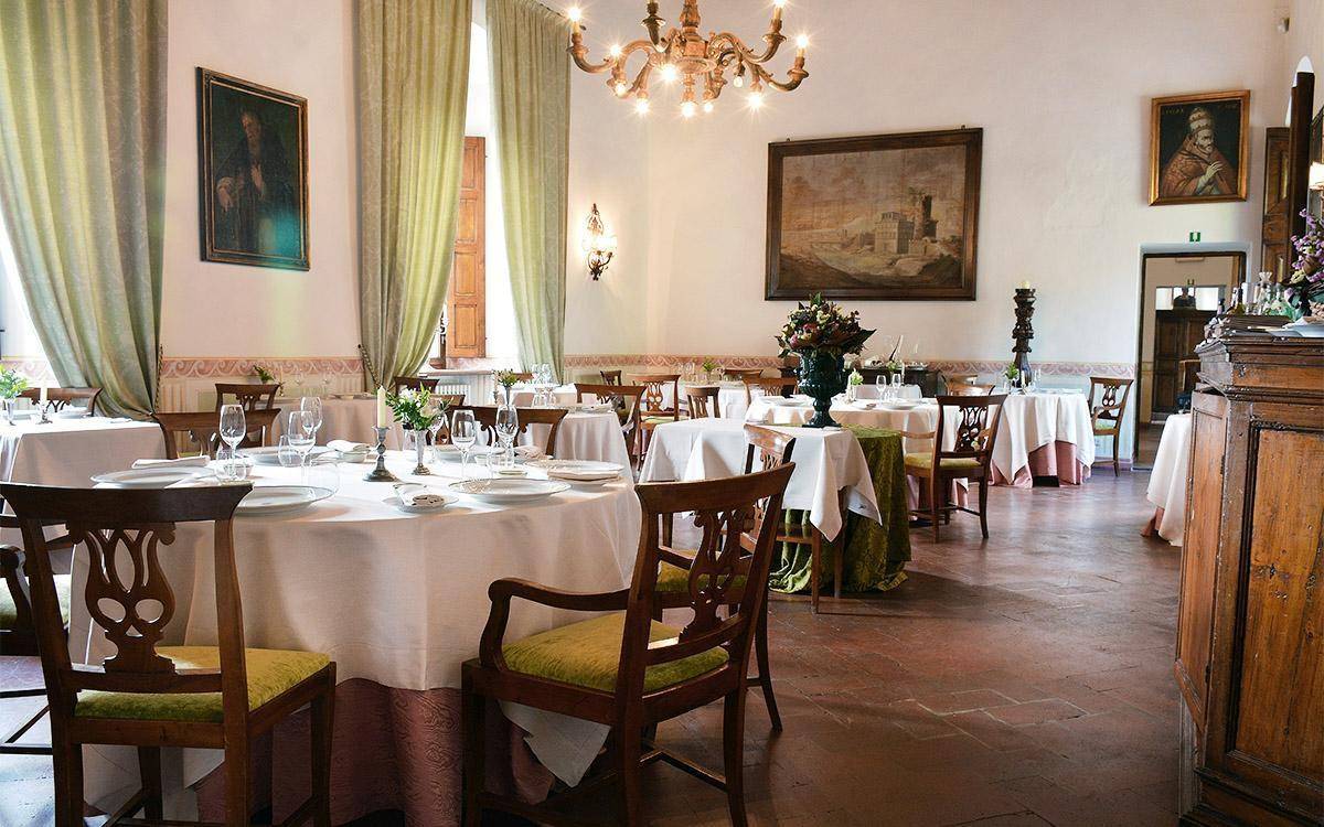 Castello di Spaltenna Il Pievano 餐廳用餐室