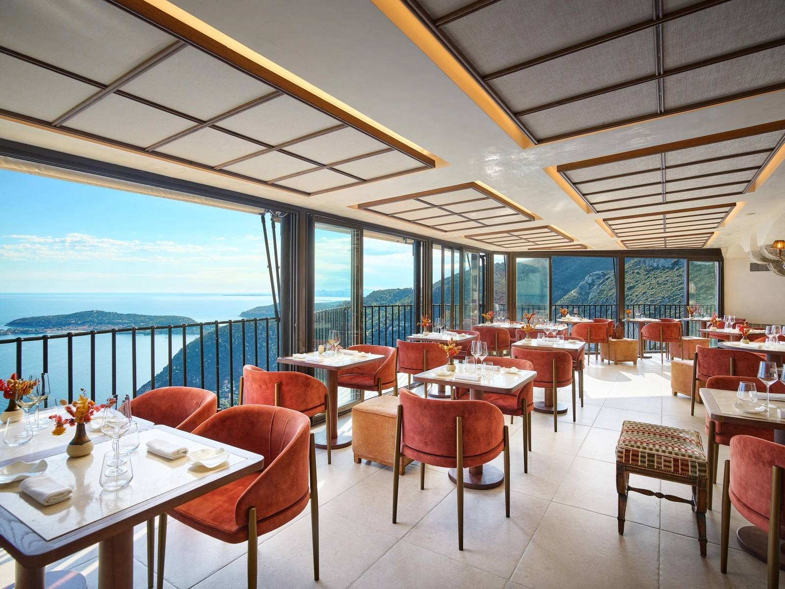 Château Eza 米其林一星餐廳 La Table Gastronomique 落地窗海景