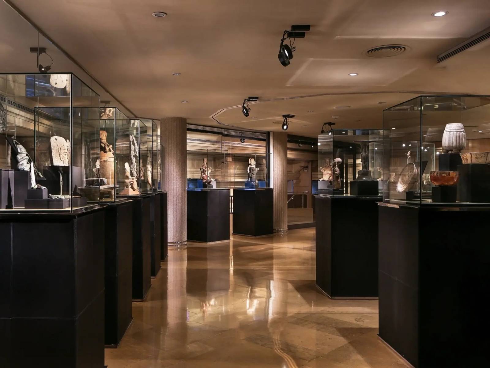 Claris Hotel & Spa 前哥倫布時期藝術展廳