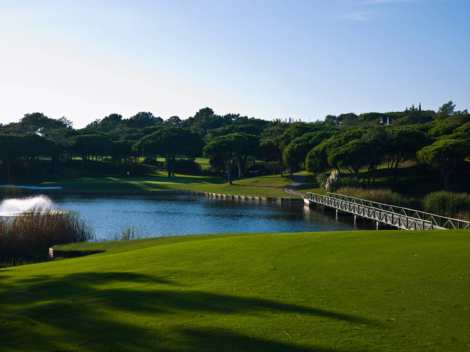 Quinta do Lago 高爾夫球場果嶺與湖面