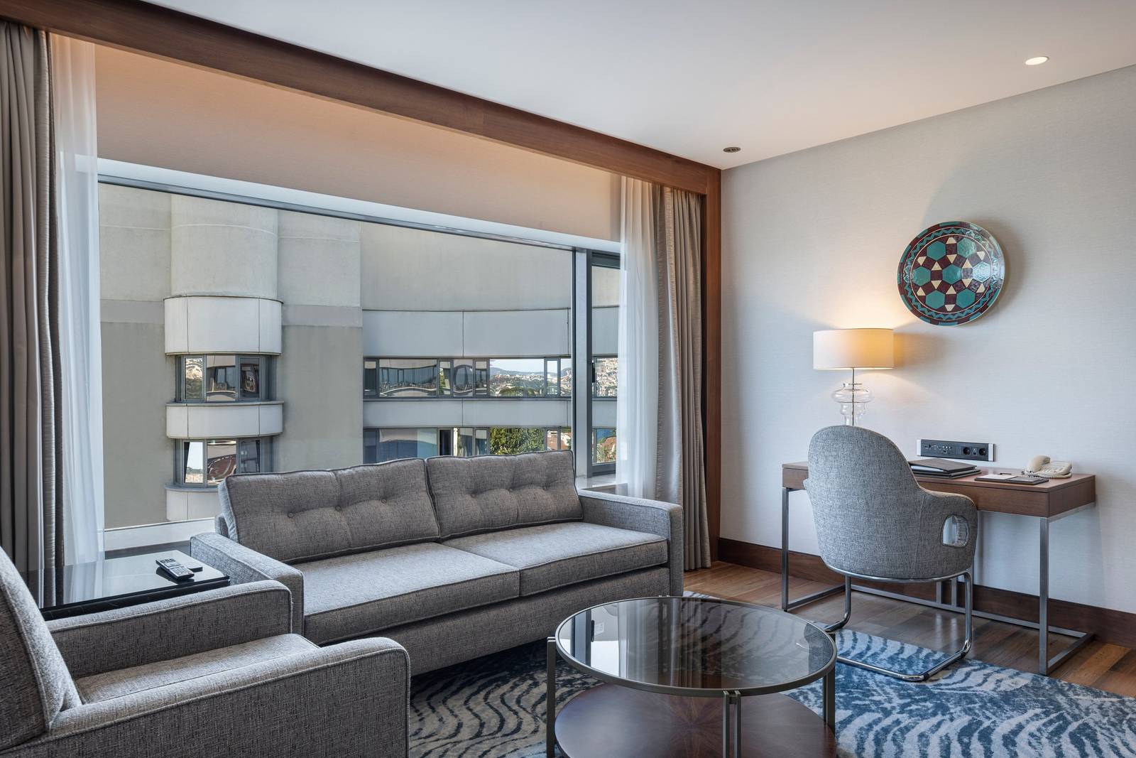 伊斯坦堡 Conrad 酒店 Bosphorus Suite 起居區