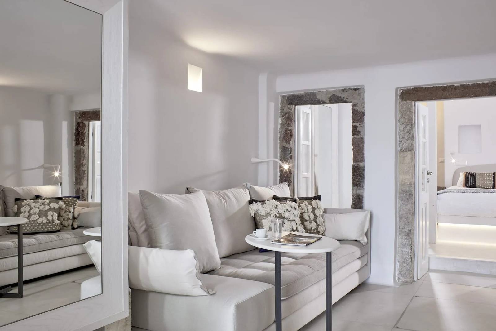 聖托里尼 Cosmopolitan Suites Cave Villa 起居室