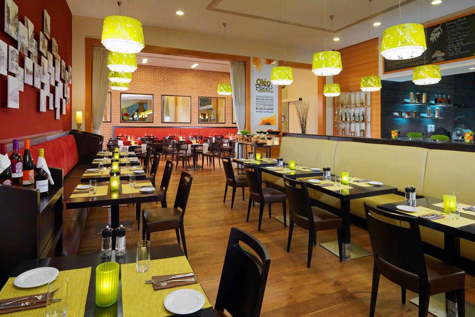 布達佩斯 Courtyard by Marriott Budapest City Center Oléo Pazzo 小酒館