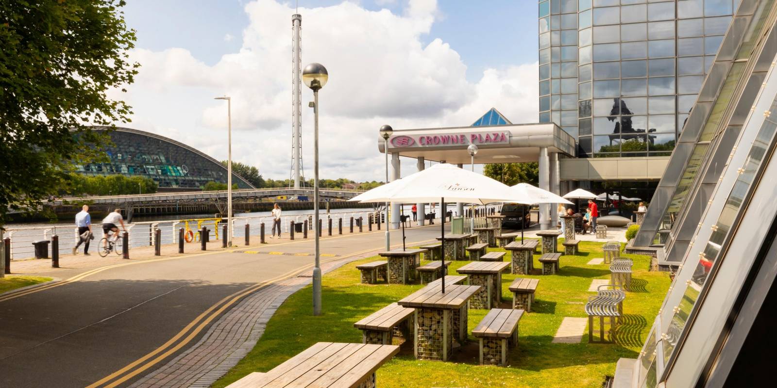 格拉斯哥 Crowne Plaza Glasgow 河畔戶外露台座位