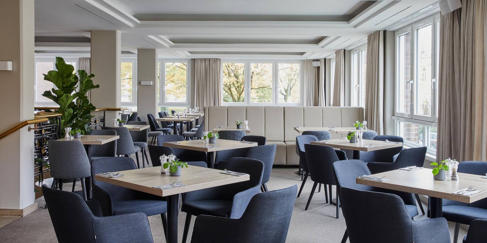 Crowne Plaza Hamburg - City Alster The Restaurant 早餐餐廳