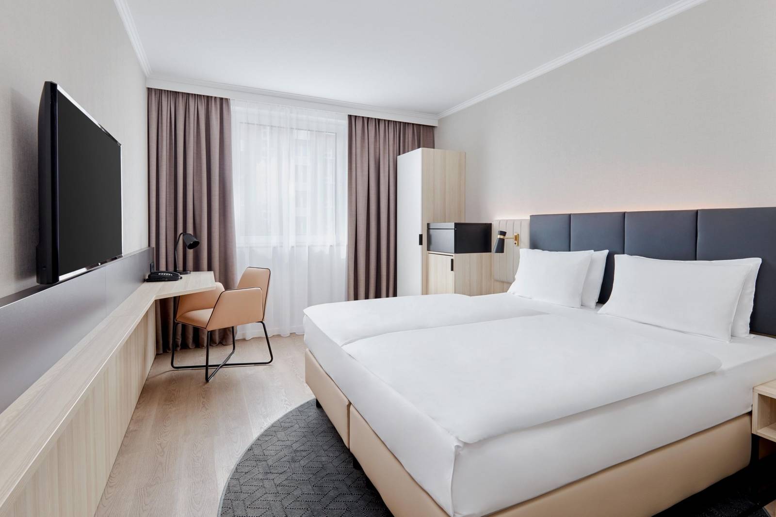 Crowne Plaza Hamburg - City Alster 標準大床客房