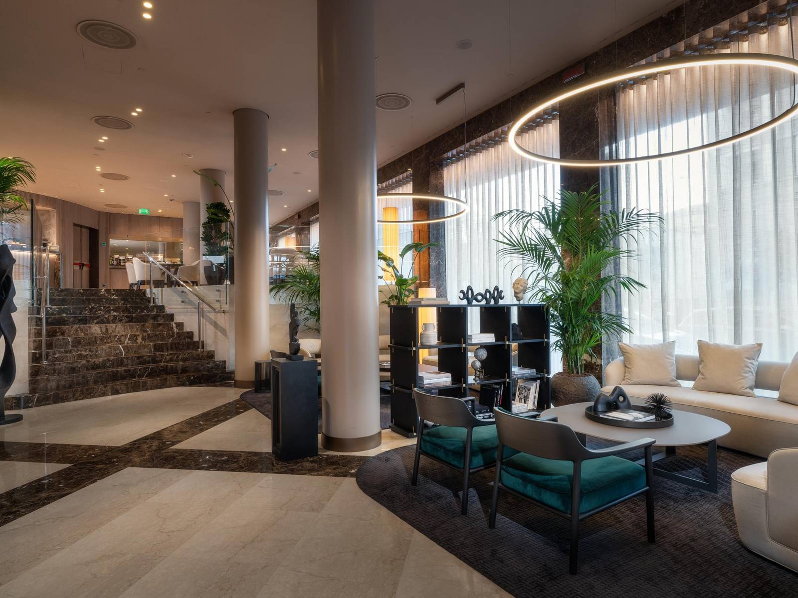 Crowne Plaza Milan City 大廳