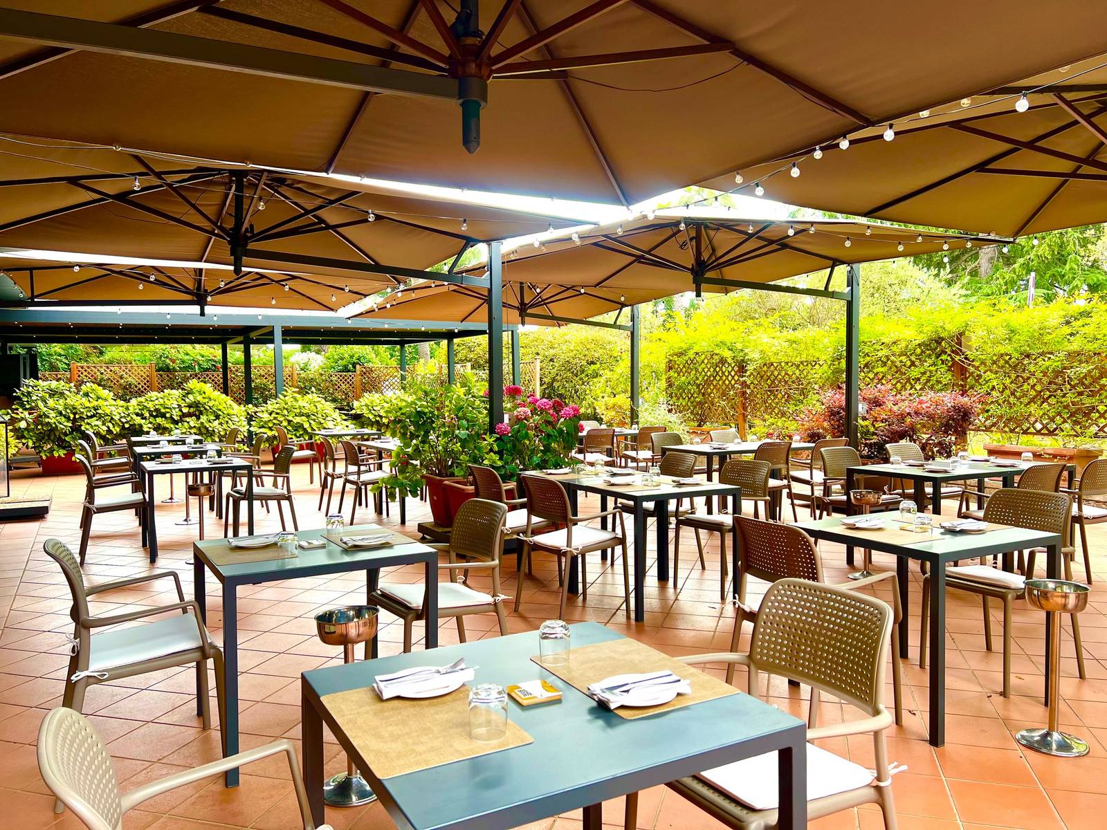 羅馬 Crowne Plaza Rome - St. Peter's Aurea 餐廳戶外露台