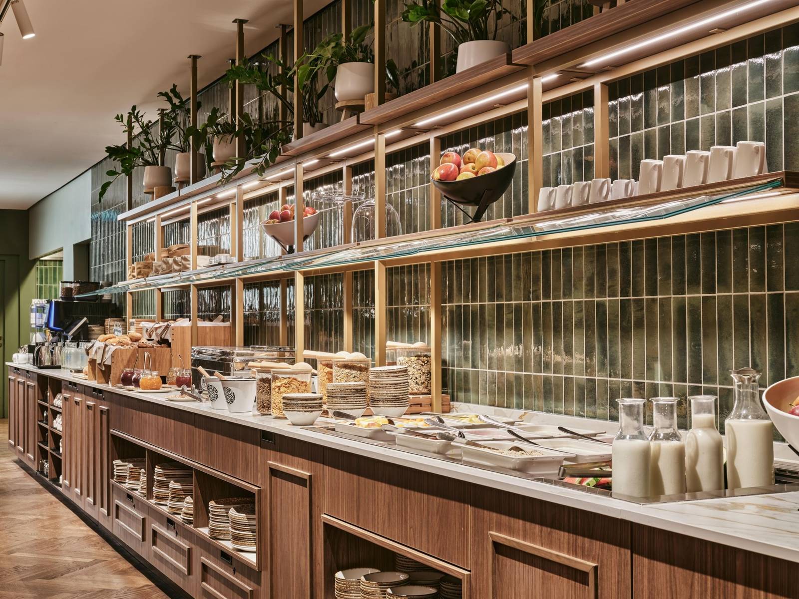 維也納 Crowne Plaza Vienna 早餐自助餐檯