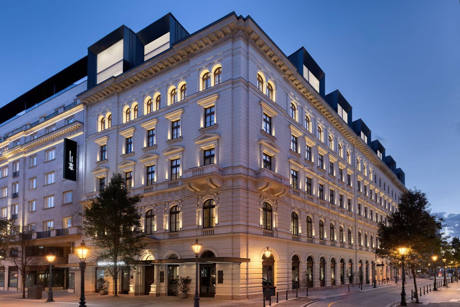 Dorothea Hotel 新文藝復興風格的歷史建築外觀
