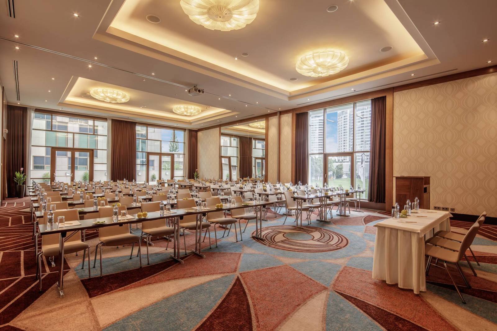 布拉提斯拉瓦 DoubleTree by Hilton 會議室