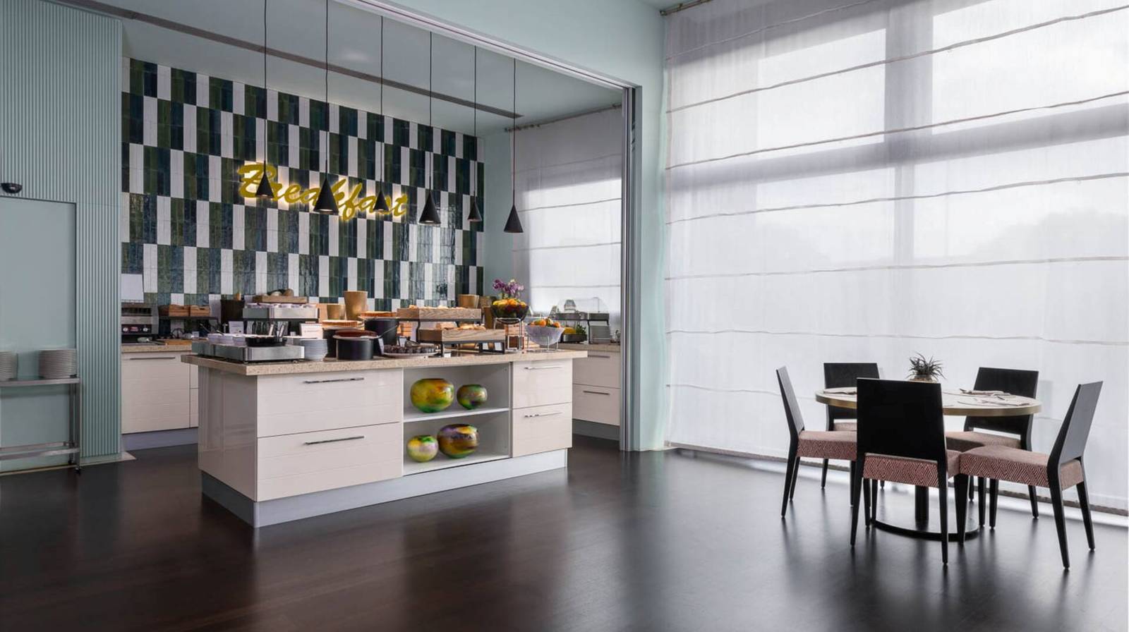 佛羅倫斯 DoubleTree Metropole 早餐自助吧台