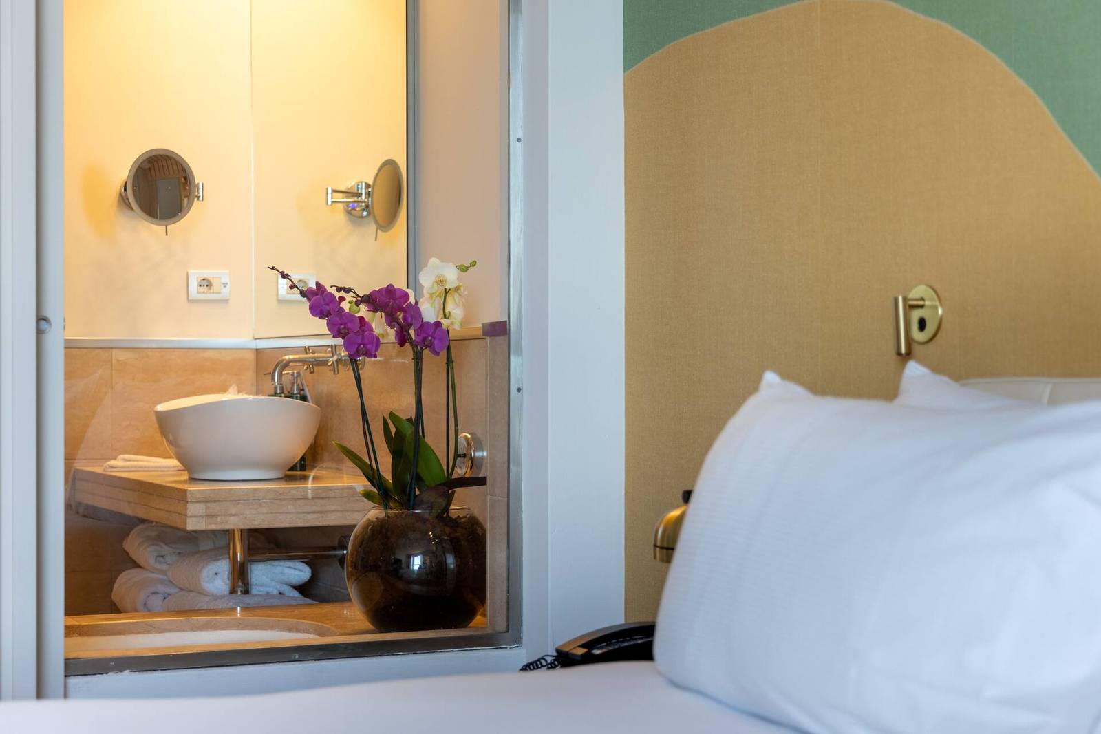 佛羅倫斯 DoubleTree Metropole 客房浴室洗手台