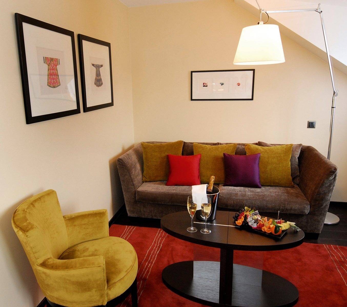 日內瓦 Eastwest Hotel Junior Suite 起居區