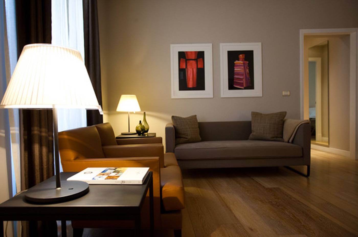 Escalus Luxury Suites Suite Glamour Deluxe 沙發起居區