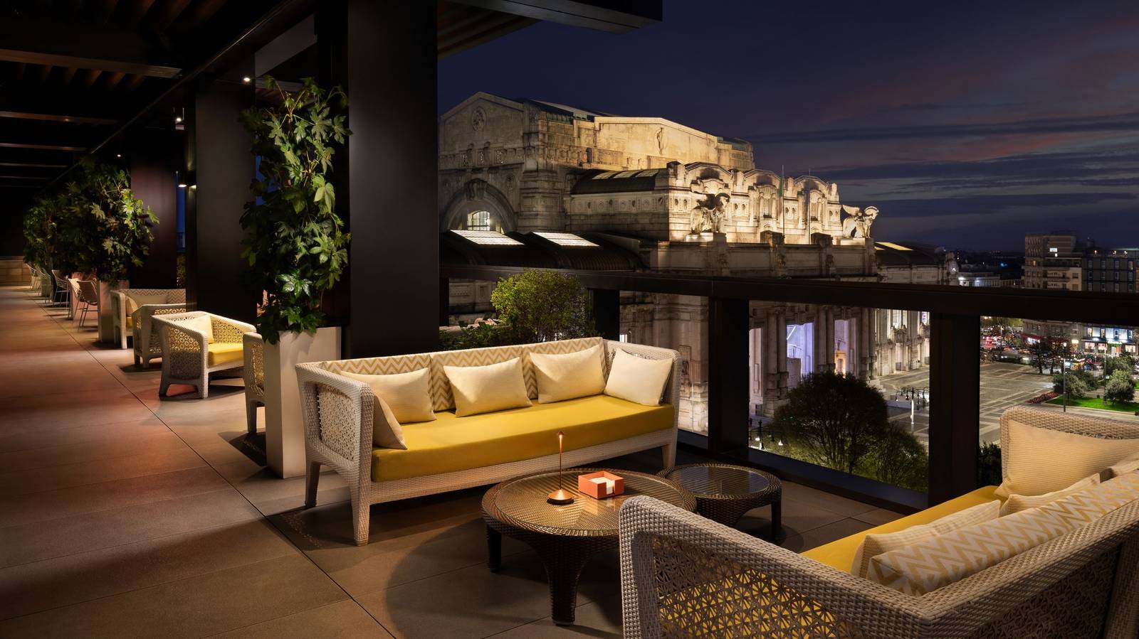 Excelsior Hotel Gallia 頂樓 Terrazza Gallia 夜景
