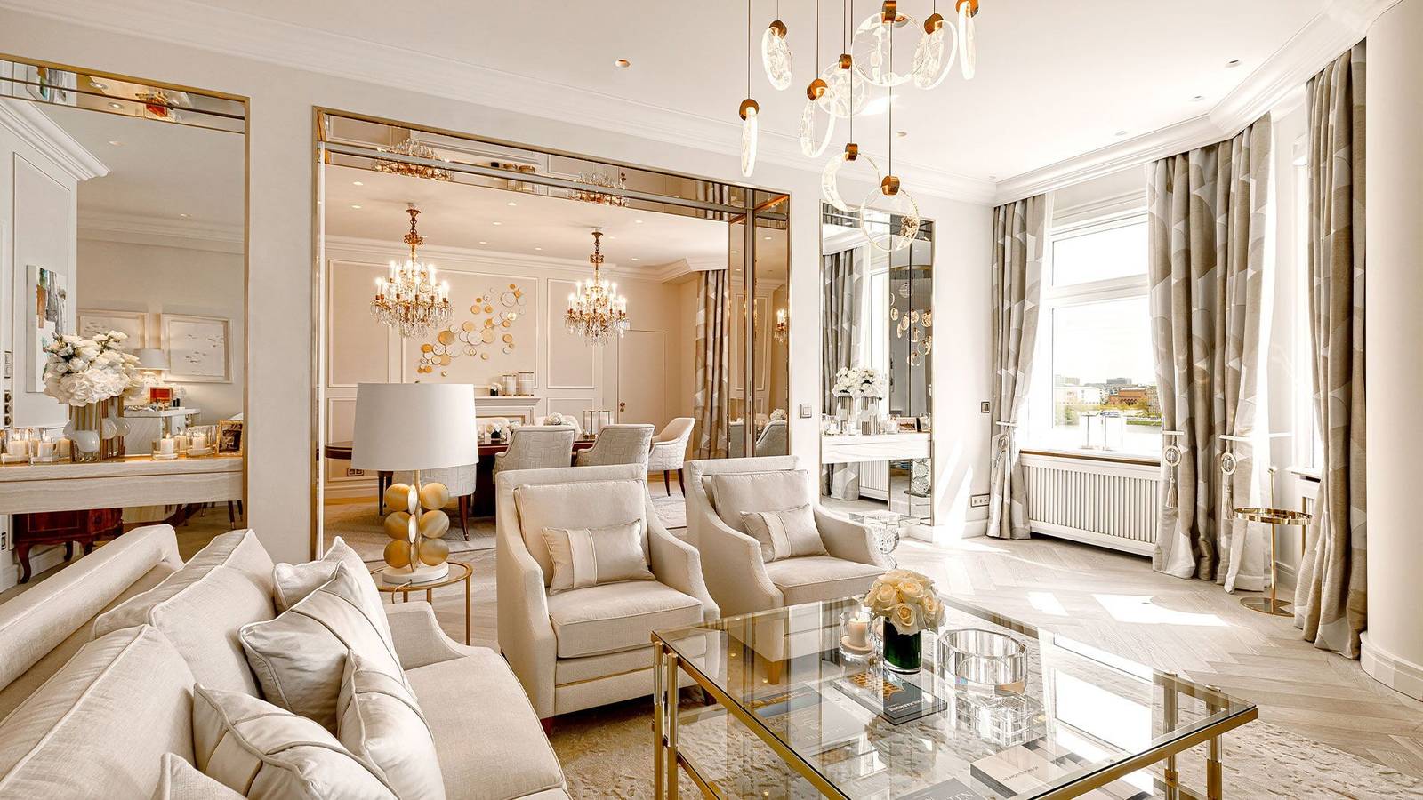 Presidential Suite 湖景起居室