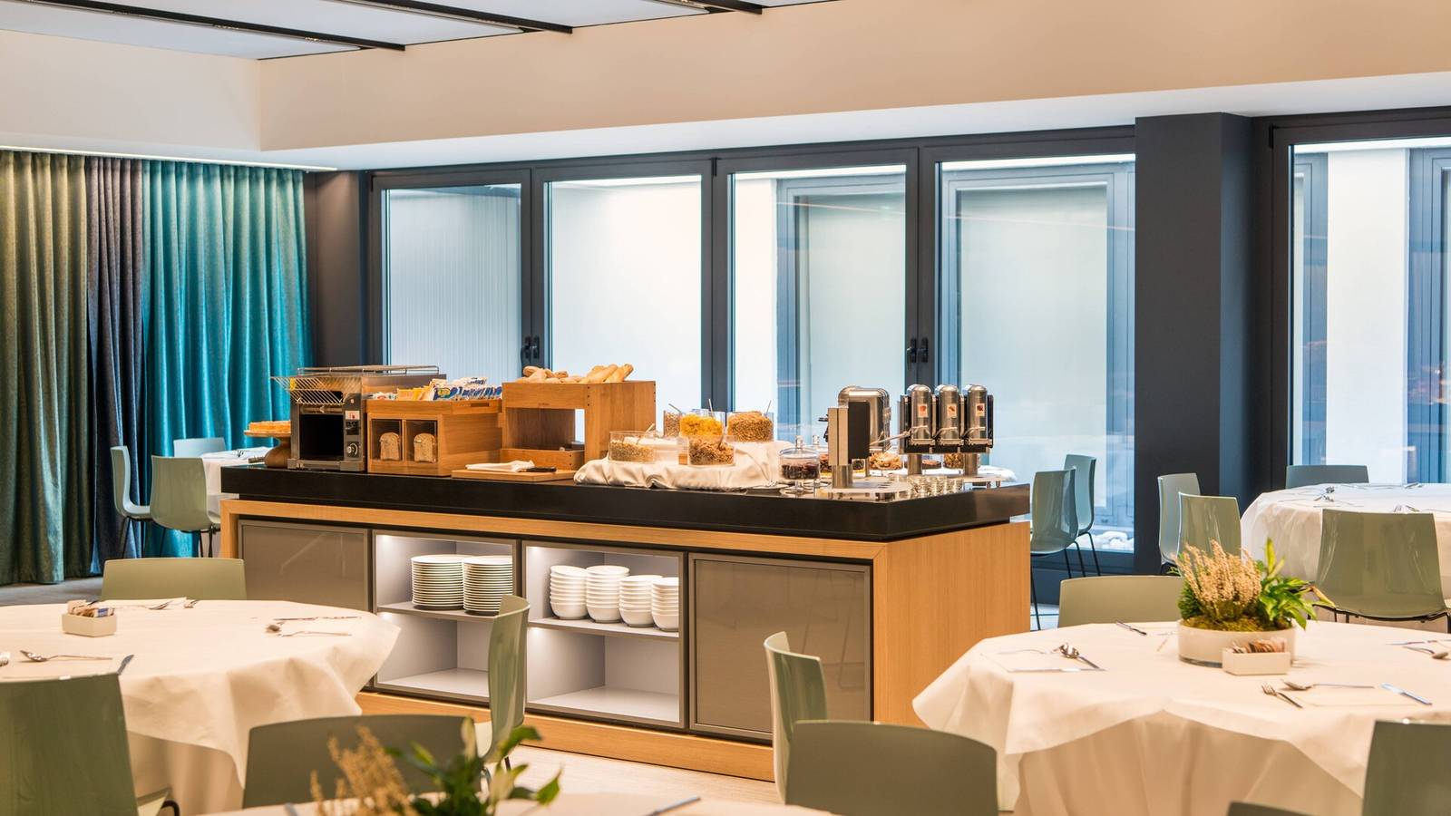 威尼斯梅斯特雷 Four Points by Sheraton The Square 早餐自助餐檯