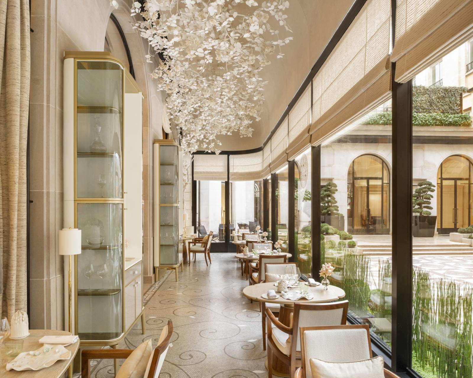 巴黎喬治五世四季酒店 L'Orangerie 餐廳