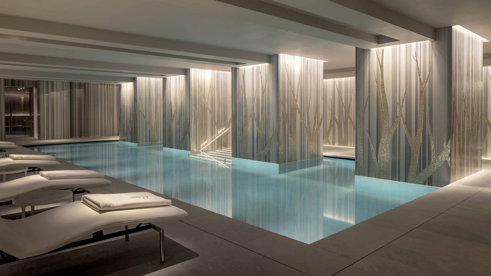 倫敦塔橋四季酒店 Spa 室內泳池