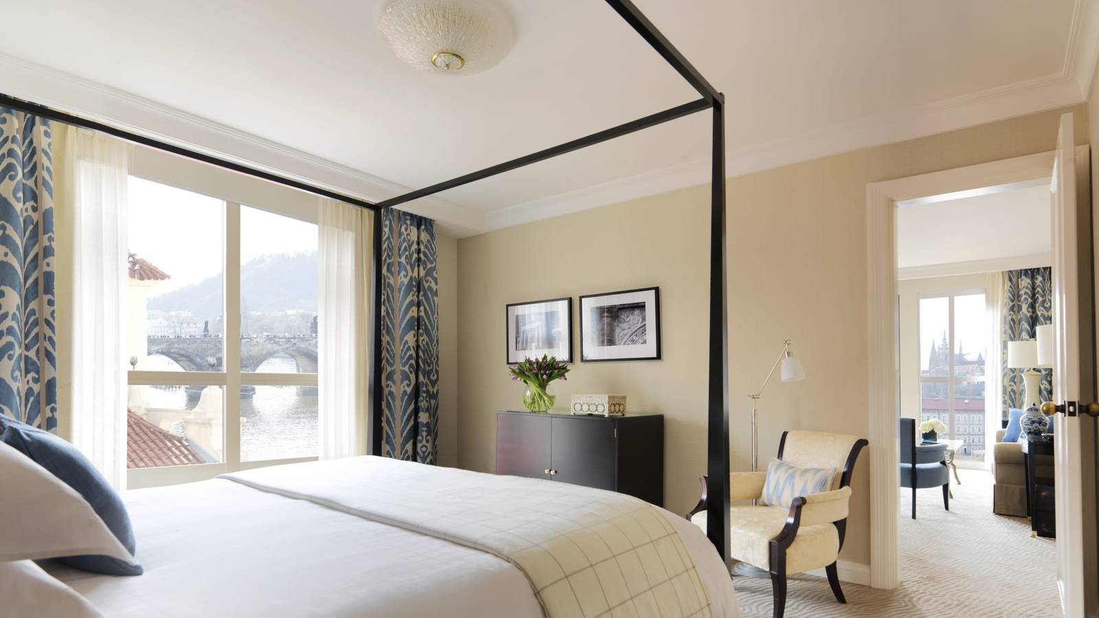 布拉格四季酒店 River Suite 臥室