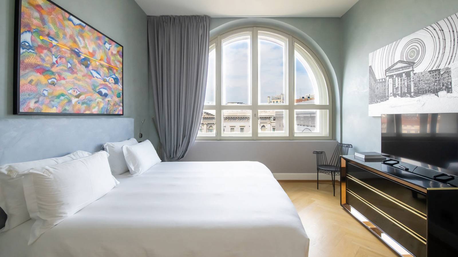 Galleria Vik Milano Scala Master Suite 拱形窗