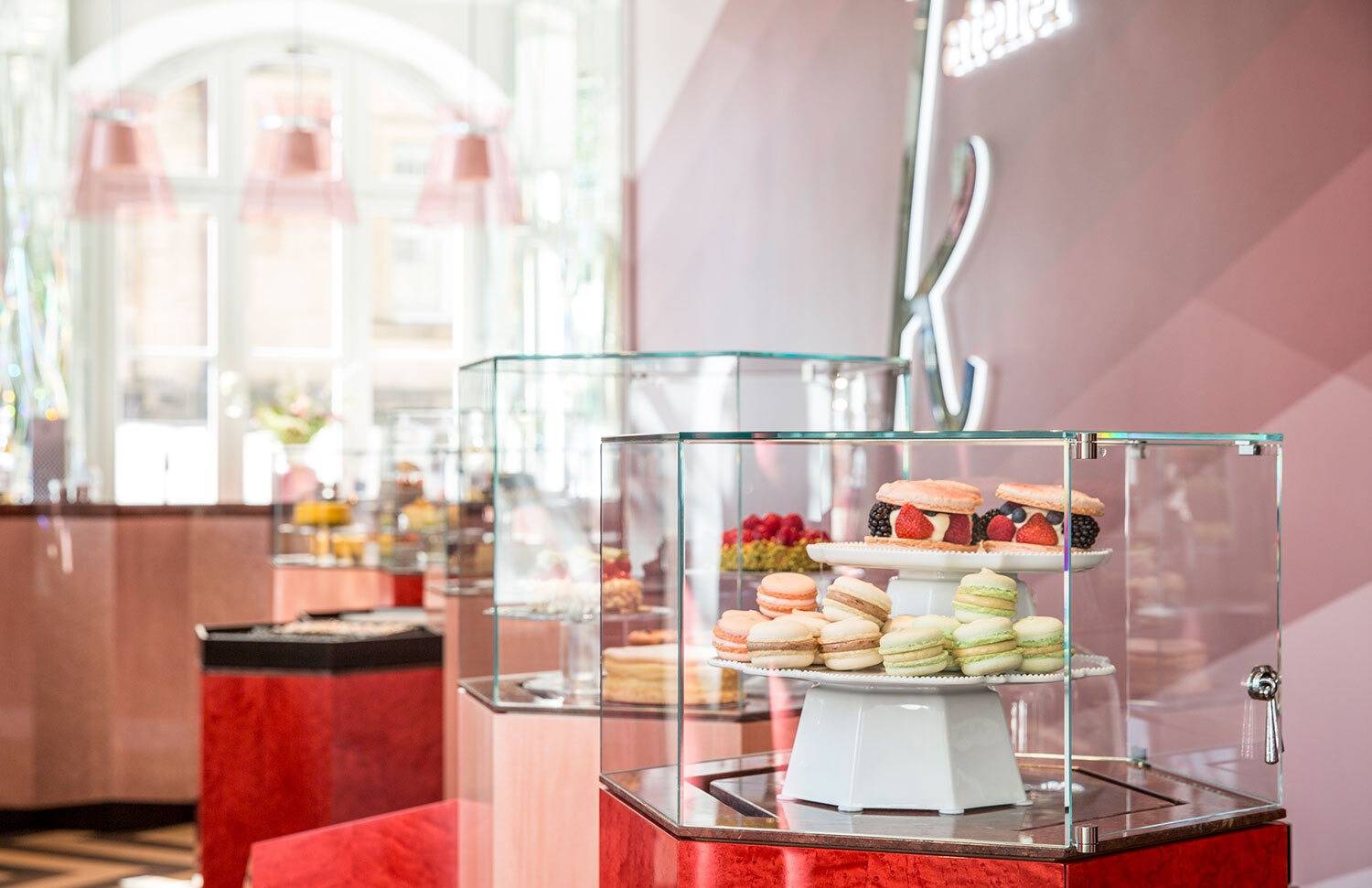 Gewandhaus Dresden Kuchen Atelier 甜點櫃