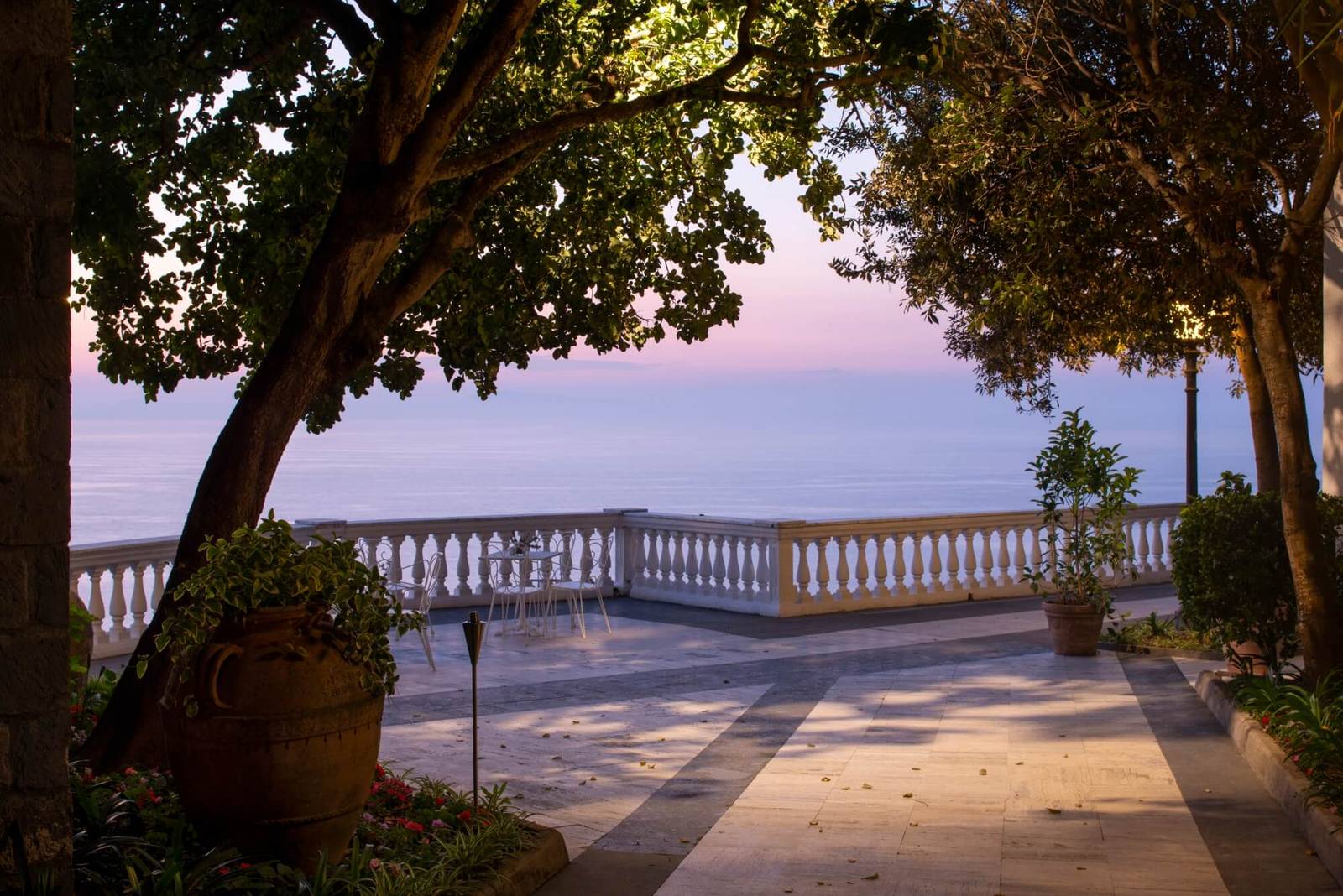 Grand Hotel Cocumella 花園盡頭的海景觀景台